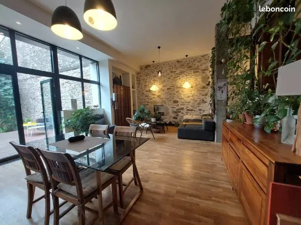 Maison 6 pièces 180 m² 