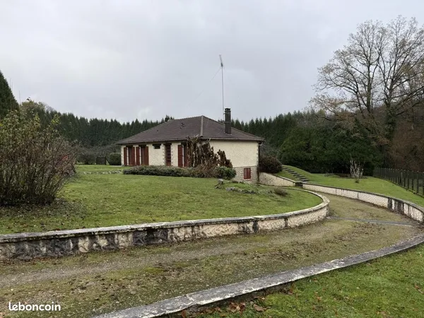 Pavillon 5 pièces 107 m² 