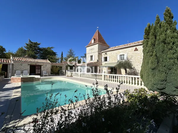 MAISON À VENDRE DE 5 PIÈCES DE 120,00 M² 