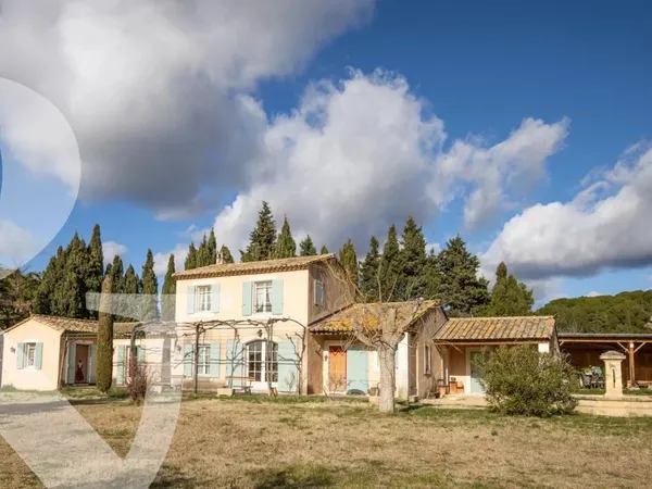 Vente - Maison Maussane-les-Alpilles - 950 000 € 