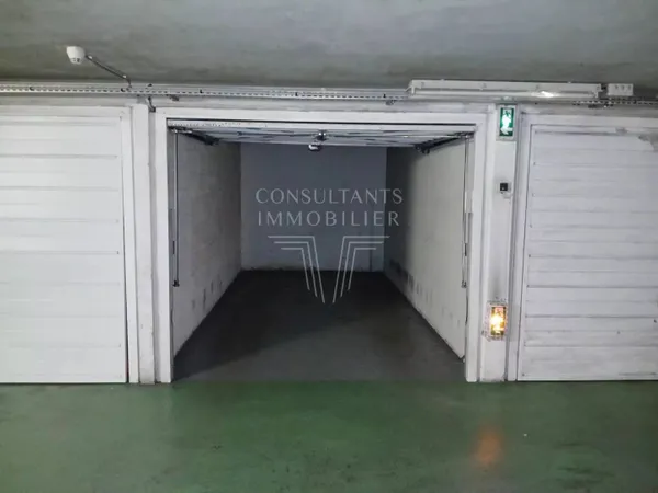 Parking 12 m² 