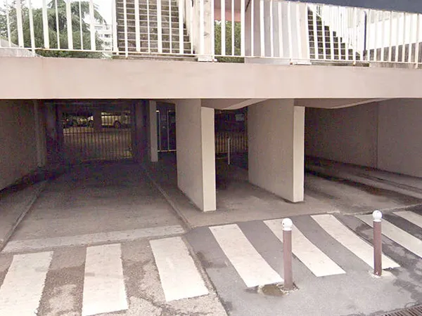 Parking 12 m² 