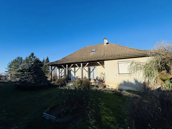 Maison 6 pièces 140 m² 