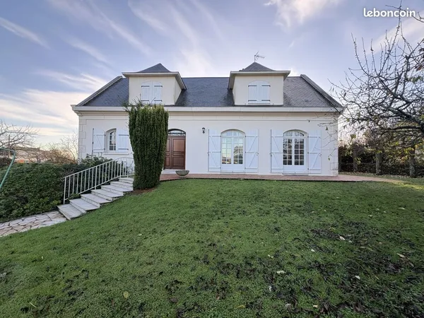 Pavillon 7 pièces 175 m² 