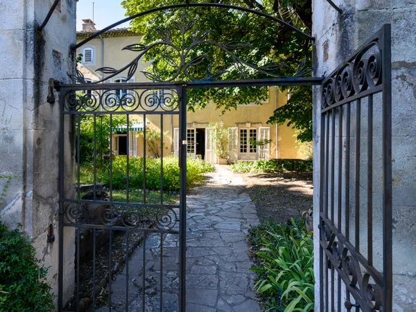 Vends maison - 600m² 