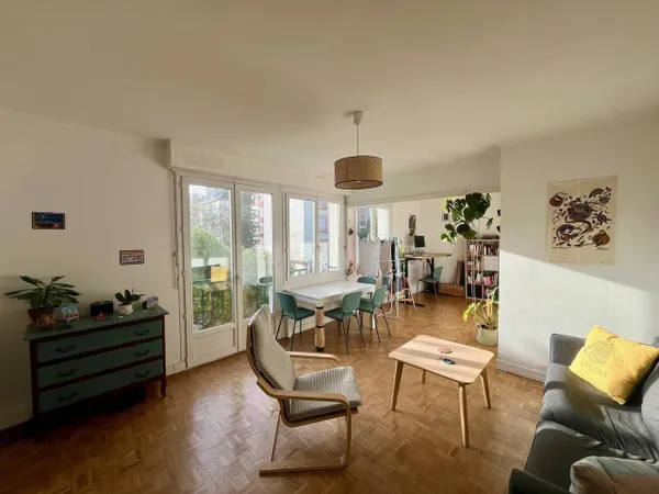 Appartement 4 pièces 77 m² 