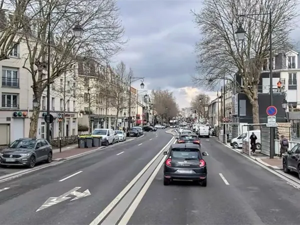 Boutique 130 m² ANTONY 