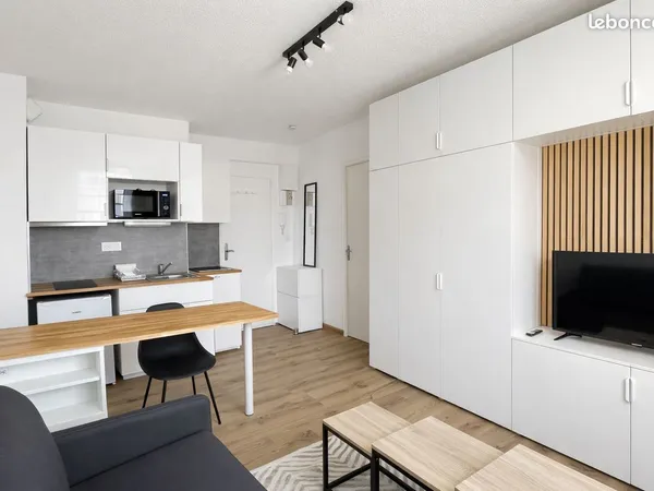 Appartement meublé refait à neuf - Quartier République - Le Mans 