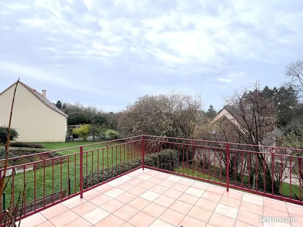 Maison 5 pièces 142 m² 