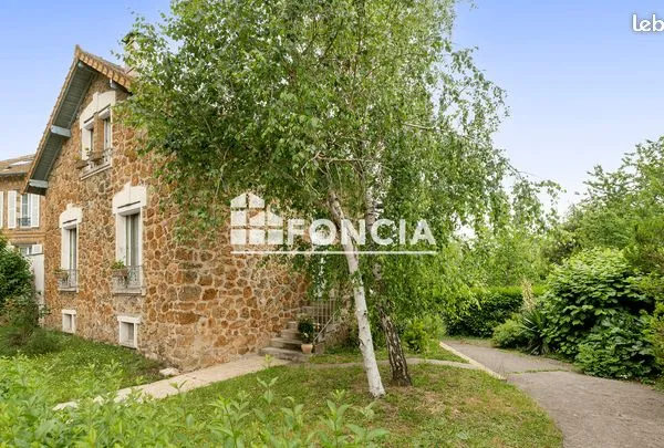 Maison 5 pièces 85 m² 