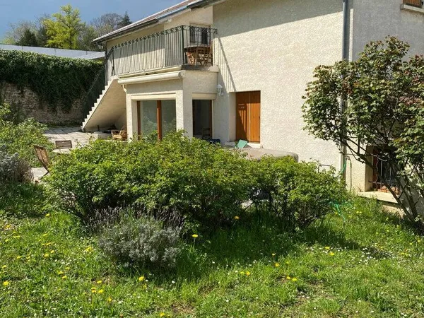 Maison 7 pièces 159 m² 