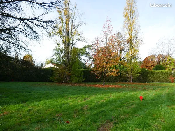 Terrain 818 m² SAINT LIEUX LES LAVAUR 