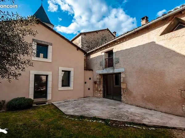 Maison 5 pièces 141 m² 