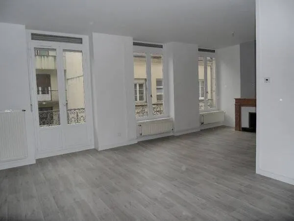 Appartement 4 pièces 79 m² 