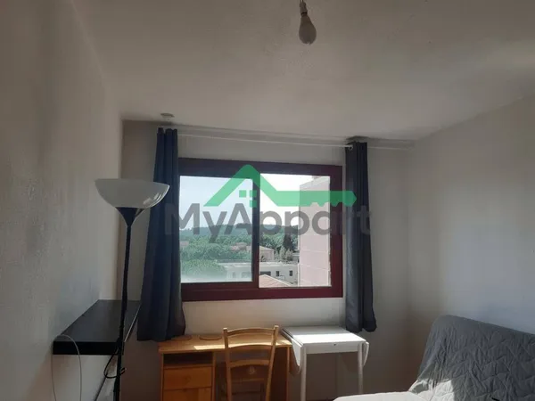 Studio 1 pièce 17 m² 