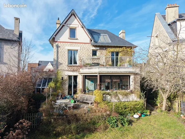 Maison 8 pièces 168 m² 
