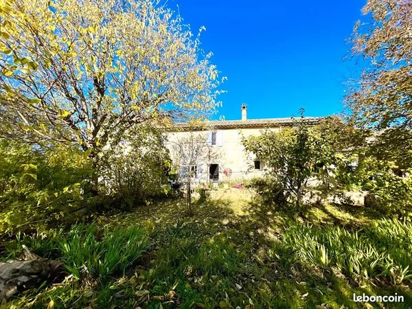 Maison 8 pièces 200 m² 