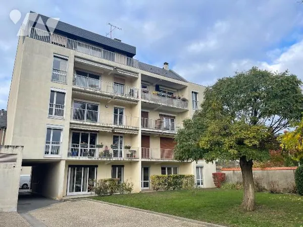 Appartement 5 pièces 104 m² 