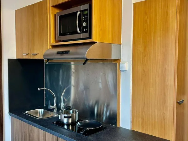 Appartement 1 pièce 14 m² 
