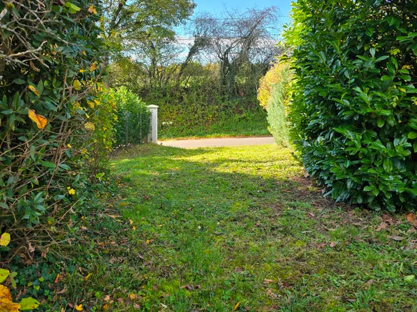 Terrain 1300 m² 
