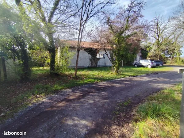 Maison 8 pièces 263 m² 