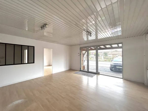 Bureaux 96 m² 