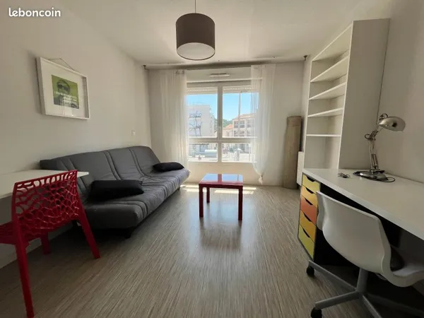 Studio 1 pièce 22 m² 