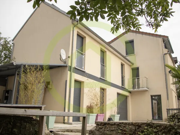 Maison 7 pièces 174 m² 