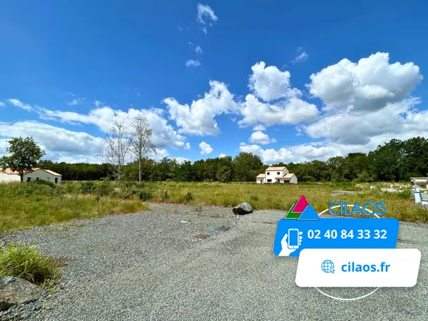 Terrain à vendre à moins de 10 KM de REZE ! 