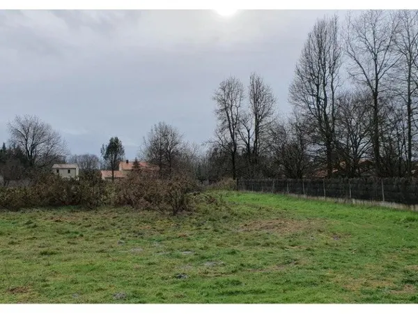 Terrain 520 m² 