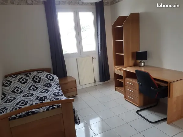 Colocation Etudiant Evry 