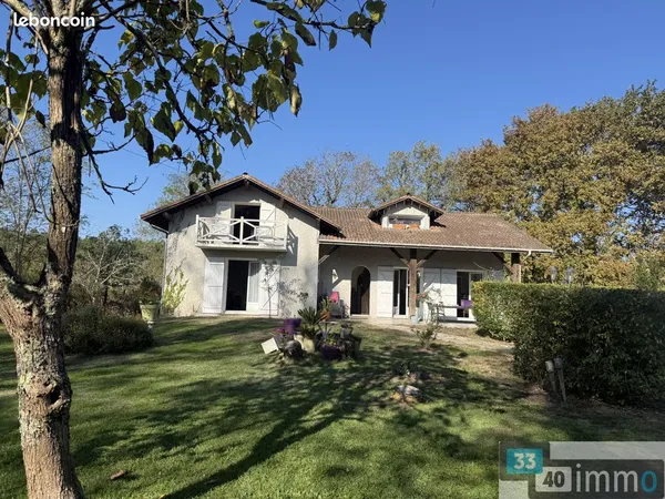 Maison 7 pièces 136 m² 