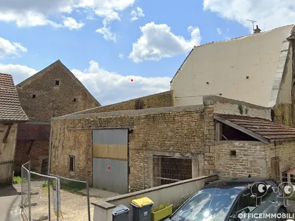 CHEMAUDIN - Maison de 200m² à réhabilité intégralement 