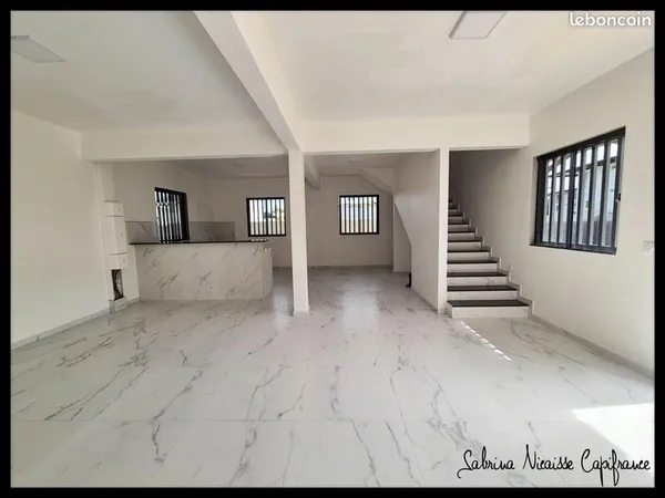Maison 5 pièces 153 m² 
