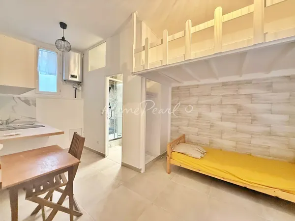 STUDIO 17 M² LA MADELEINE 