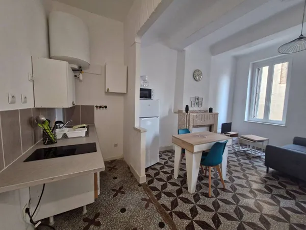 Studio 1 pièce 26 m² 