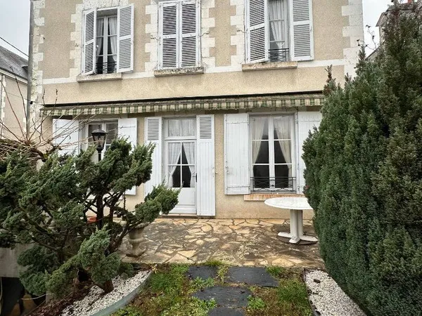 Maison 6 pièces 159 m² 