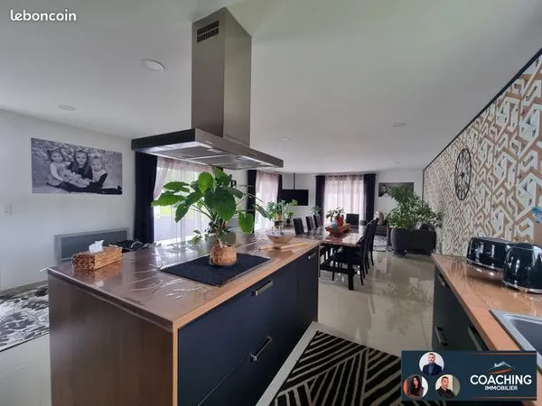Maison 5 pièces 126 m² 