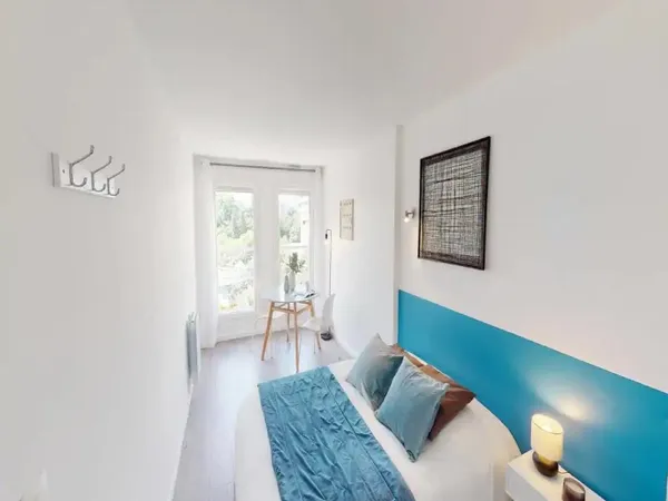 Loue chambre en colocation