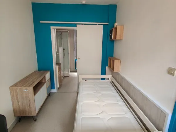 A louer studio meublé et équipé 