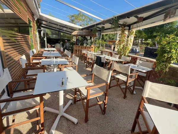 FONDS DE COMMERCE RESTAURANT CARQUEIRANNE Licence IV 