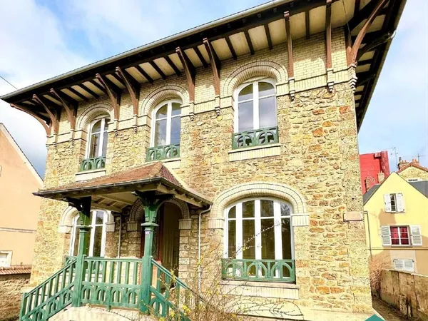 Maison 7 pièces 210 m² 