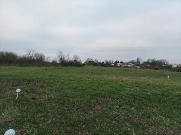 Terrain à bâtir de 412 m² à SAINT-AUGUSTIN (17) 