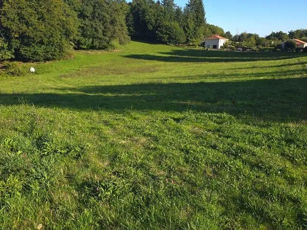 Terrain 1400 m² Bonnac-la-Côte 