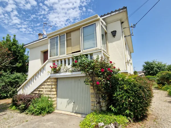 Maison avec beau potentiel ? Proche commerces de la Madeleine 