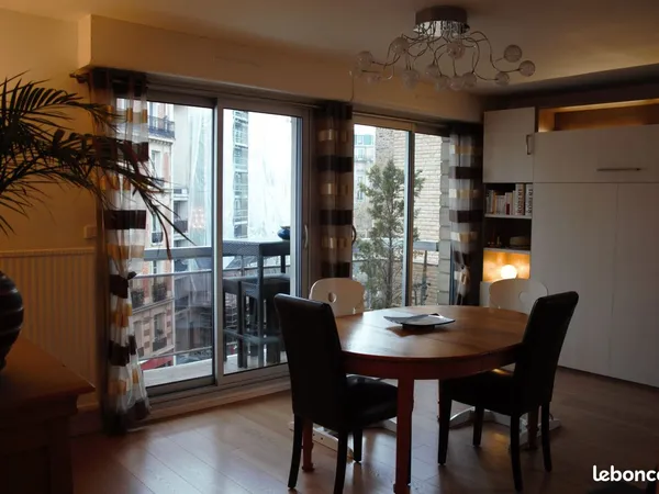 3 pièces - 78m2 - Etage 5/7 - 2ch - balcon - box - cave 