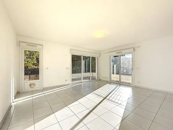 Appartement 3 pièces 74 m² 