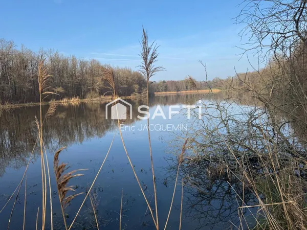 Propriété de loisirs 80530 m² 