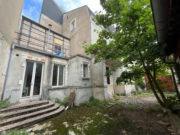 Maison Montargis 7 pièce(s) 199.09 m2 
