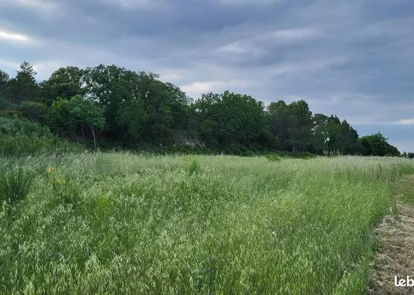 Terrain 435 m² 